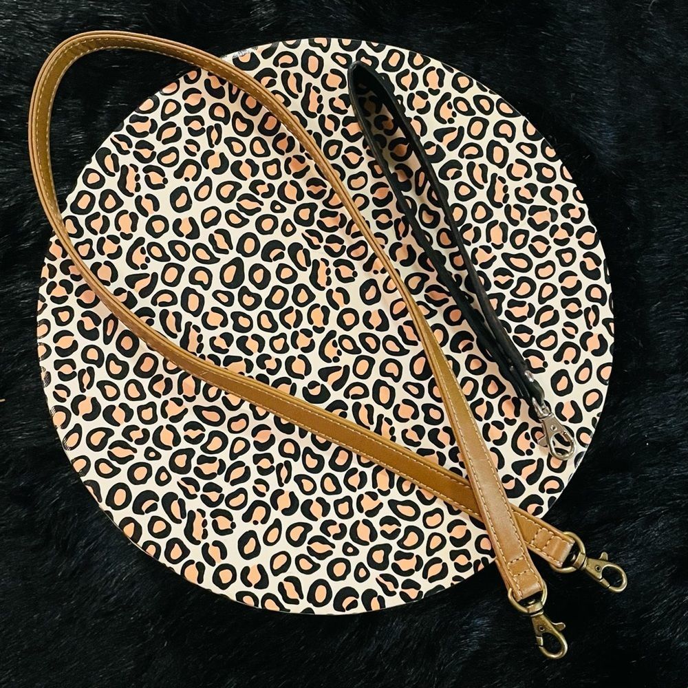 Shoulder Strap and Wrist/Clutch Strap